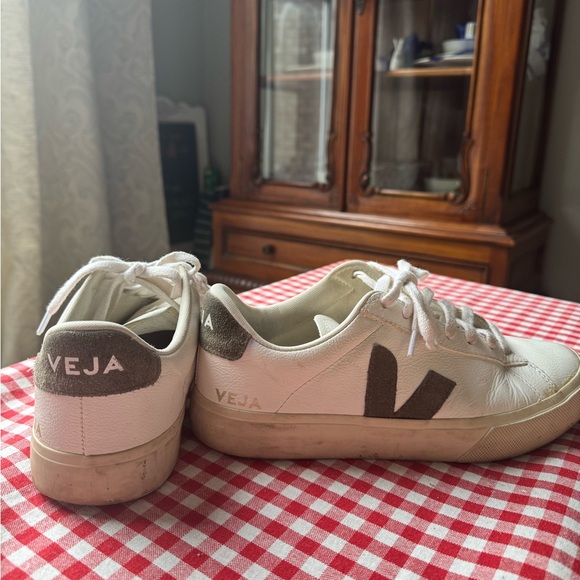 Veja Women's White and Brown Sneakers - Picture 5 of 6